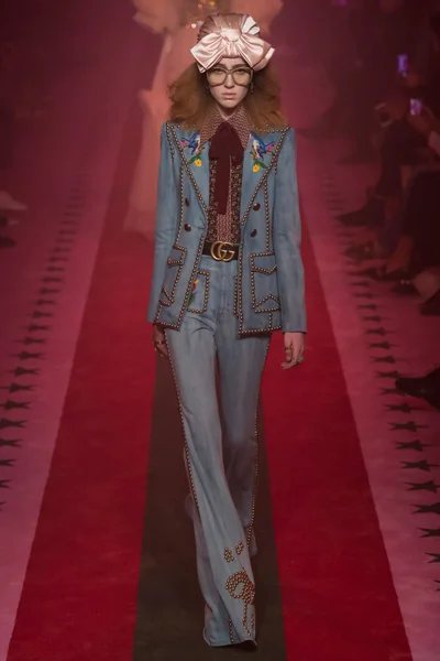 Look 51